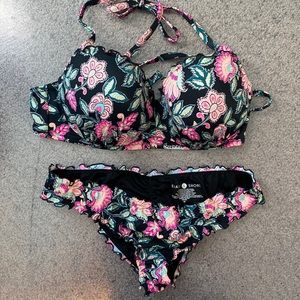 COPY - 34DD/Medium SwimsuitCheeky Bikinis Shade & Shore